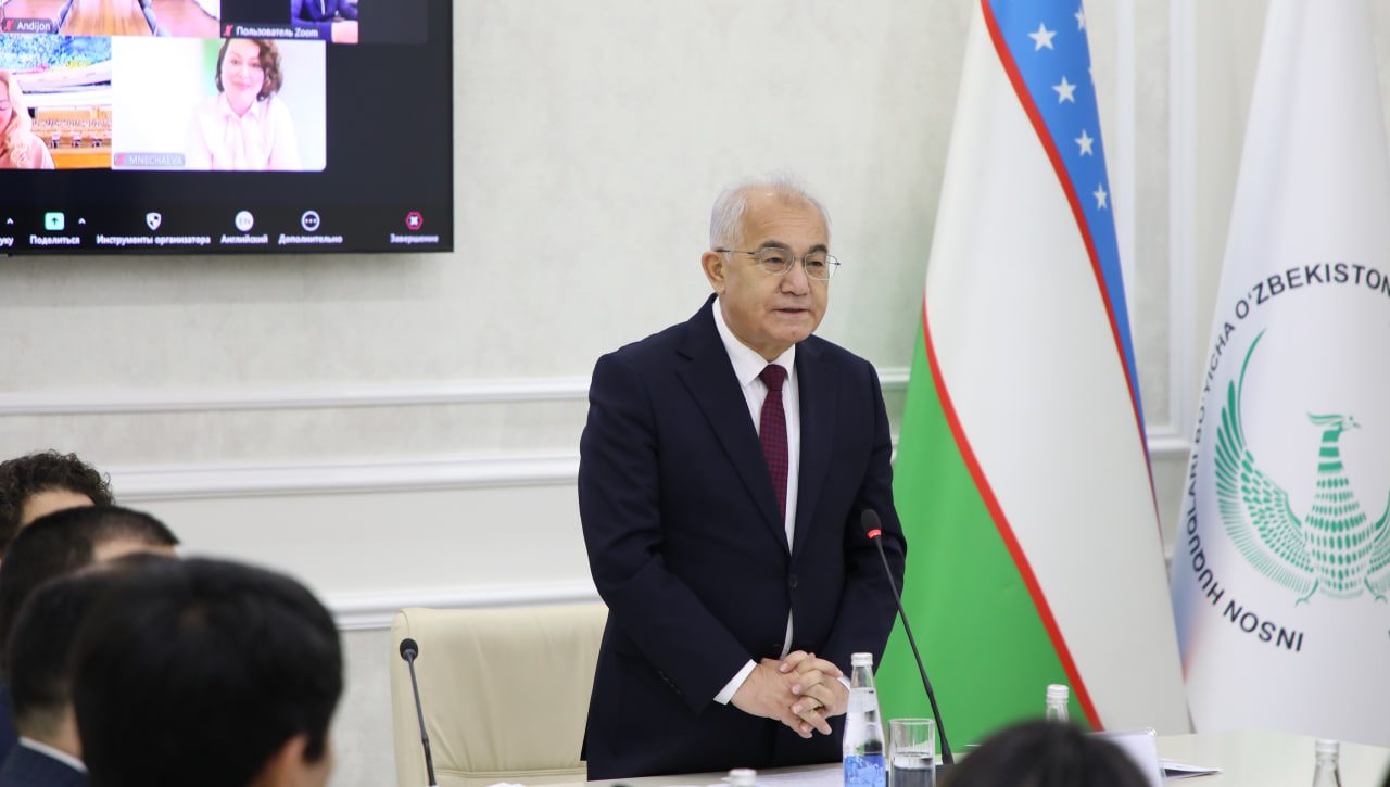 Укрепляя механизмы защиты прав человека 