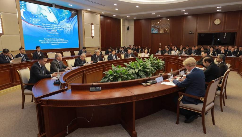 UN Special Rapporteur visits Supreme Court