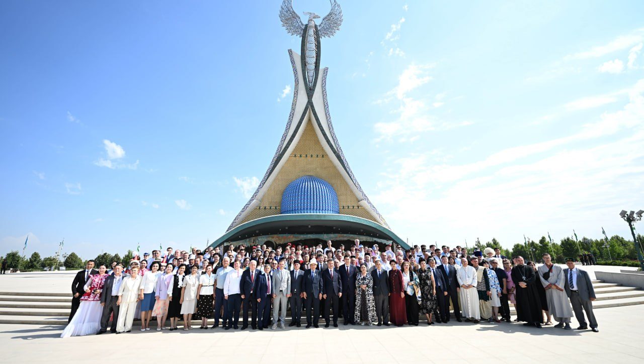 Milliy markaz vakili “Do‘stlik” festivalining tantanali ochilishida ishtirok etdi