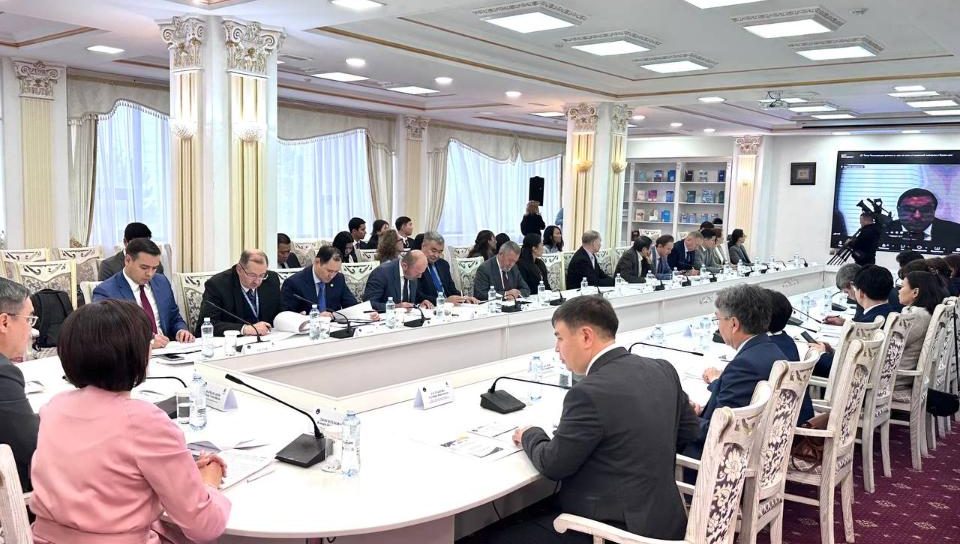 В Астане обсудили вопросы защиты прав человека в контексте конституционной реформы