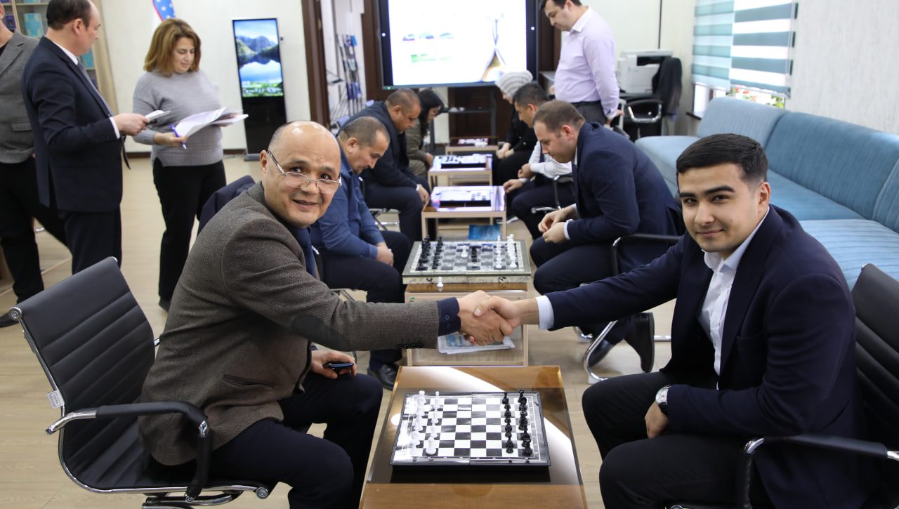 MILLIY MARKAZDA “AQL GIMNASTIKASI”  MUSOBAQASI