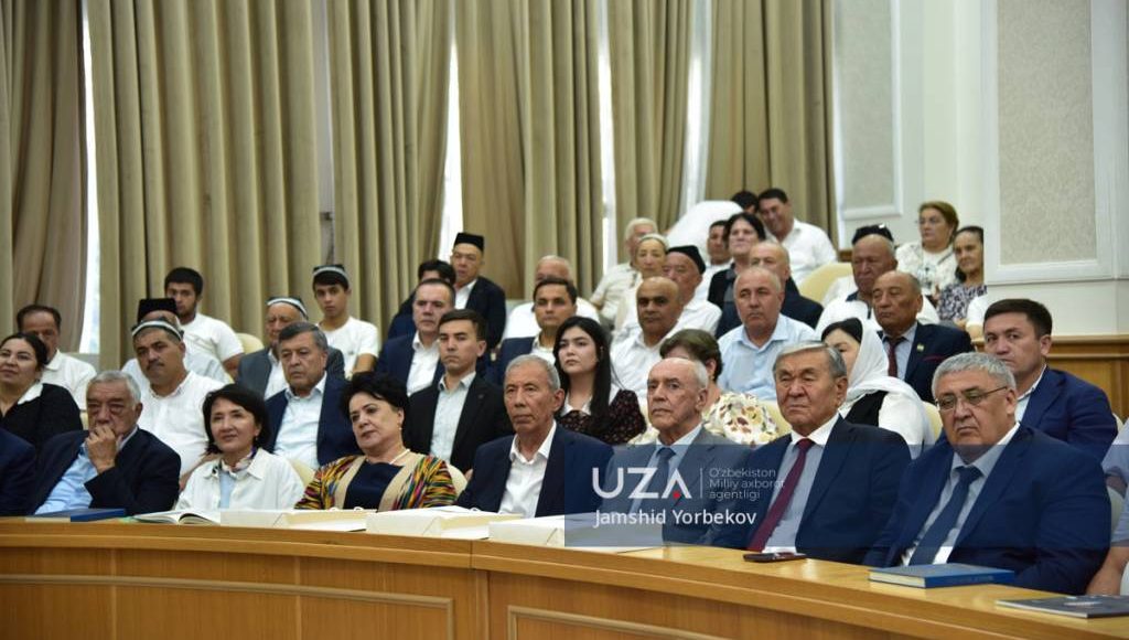 Prezident o‘qigan maktabda kitob taqdimoti o‘tkazildi