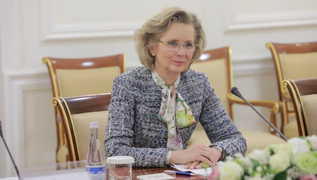 Спикер Н. Исмоилов встретился с делегацией во главе с М. Седерфельт