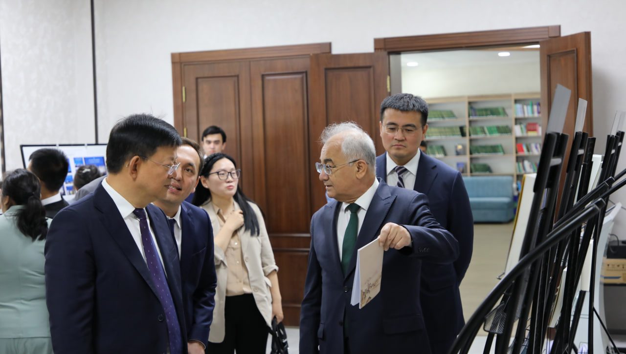 China Delegation Meets Uzbekistan Human Rights Center