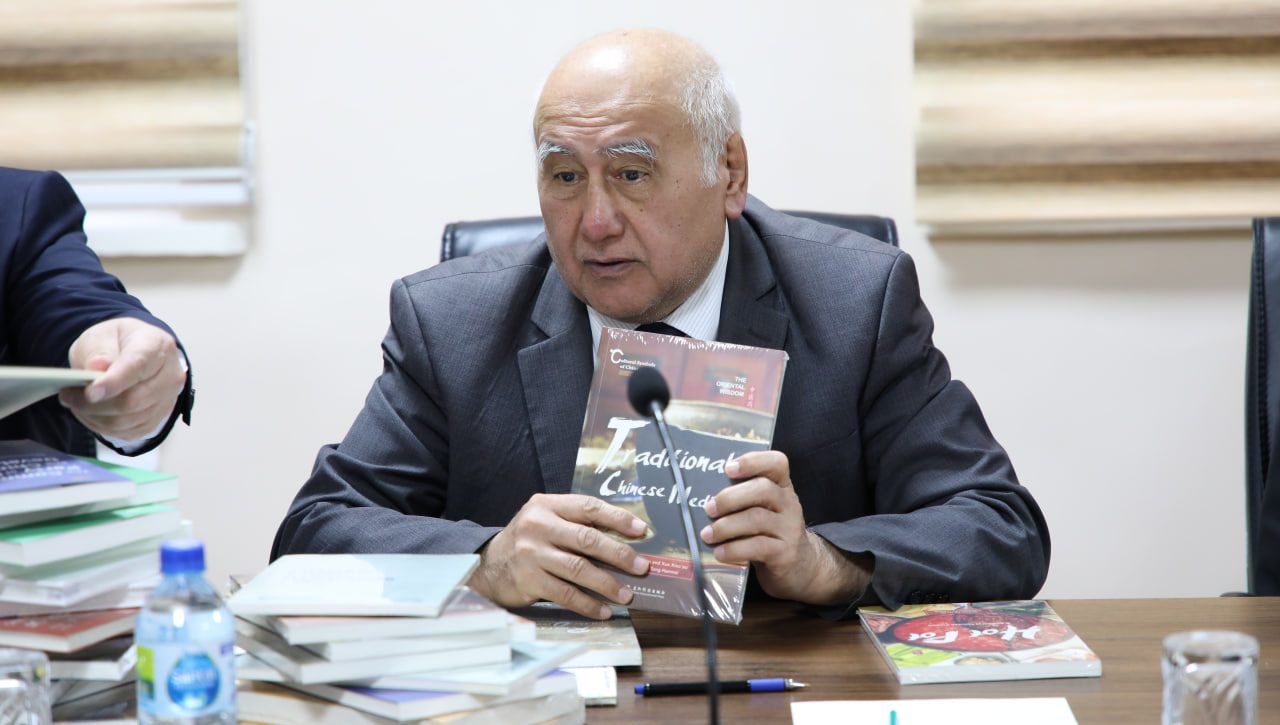 Literature on human rights and Chinese culture has been transferred to the Institute of State and Law