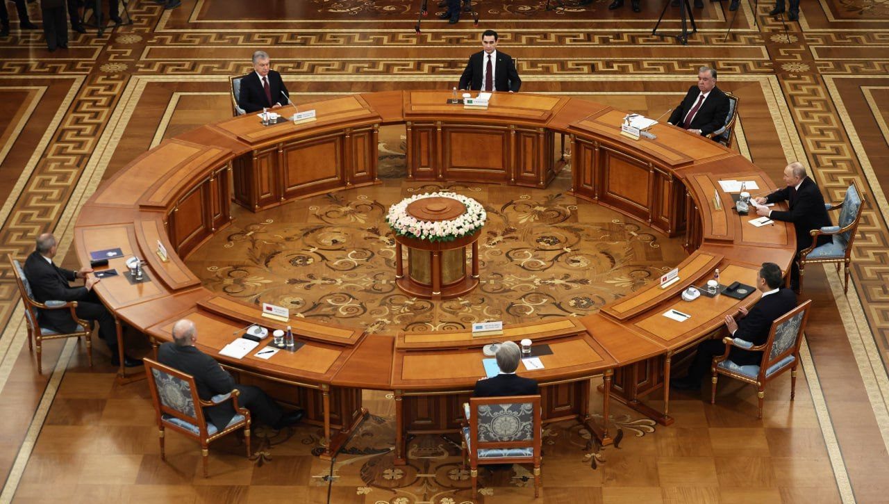 President of Uzbekistan participates in an informal meeting of the CIS heads of state