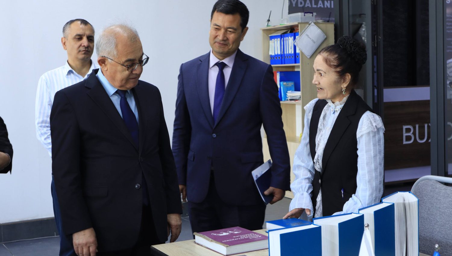 Parliament Legislative Chamber Deputy, Academician Akmal Kholmatovich Saidov and Professor Murodjon Tursunbayevich Turgunov visit Bukhara innovations university