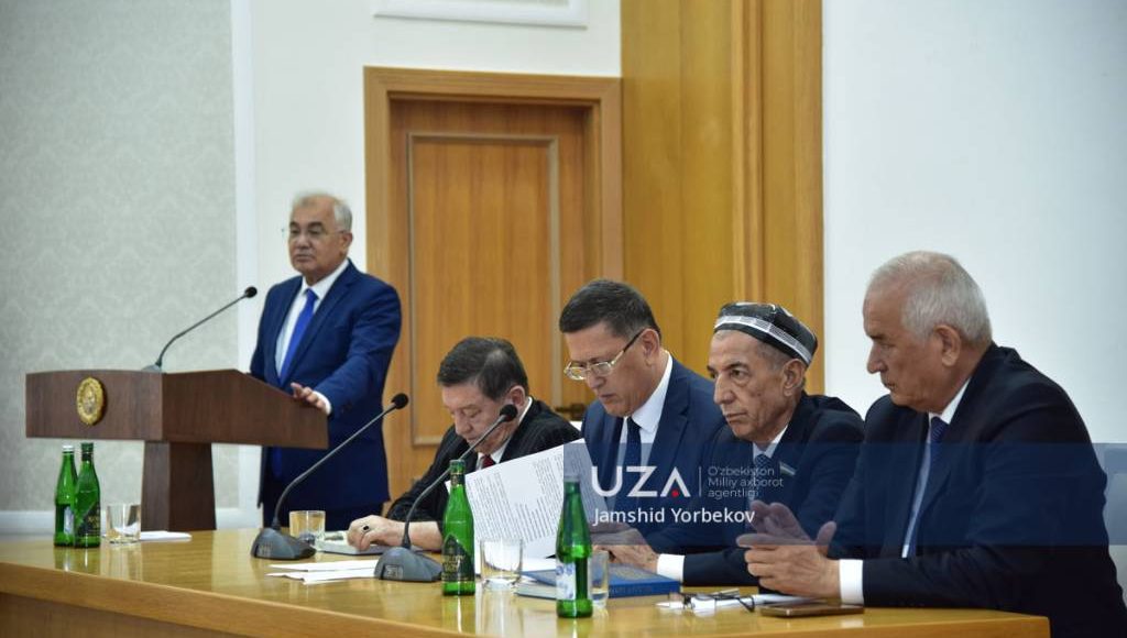Prezident o‘qigan maktabda kitob taqdimoti o‘tkazildi