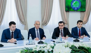 Низомий Ганжавий номидаги “Барқарор тараққиёт ва яшил иқтисодиёт” тадқиқот марказида амалий мулоқот бўлиб ўтди
