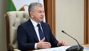 Issues of further capital market development and the introduction of international standards in the banking sector are discussed