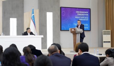 Инқирозли вазиятларда ўзингизга бешта савол беринг – Жонатан Чарлз