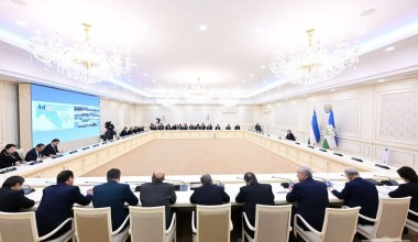 Айрим вазирлик, идоралар ва вилоят ҳокимликларда ногиронлиги бўлган бирорта одам ишга олинмагани танқид қилинди
