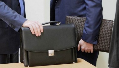 Мансабдорлар ҳаракати туфайли етказилган зарарни қоплаш бўйича қонун қабул қилинади