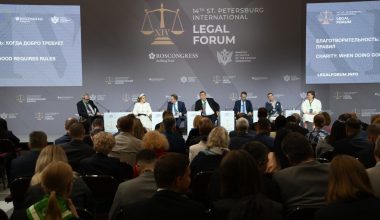 Akademik Akmal Saidov Sankt-Peterburg yuridik forumida ishtirok etdi