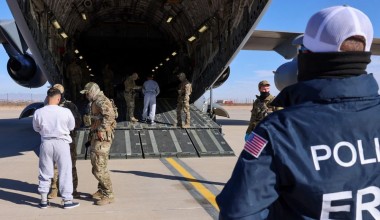 Sud Trampga XVIII asrdagi qonun yordamida migrantlarni deportatsiya qilishni taqiqladi