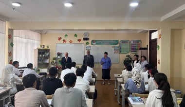 МАКТАБДА БАЙРАМ ТАДБИРИ