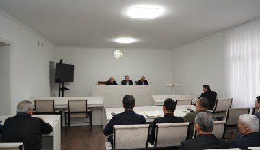Қонунчилик палатаси депутати Акмал Саидов ўз сайловчилари билан учрашувлар ўтказмоқда
