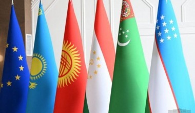 Самарқанд саммити Марказий Осиё учун Европа билан стратегик алоқаларни чуқурлаштиришда янги даврни бошлаб беради