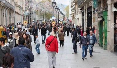 Yevropa demokratiyadan charchadimi?